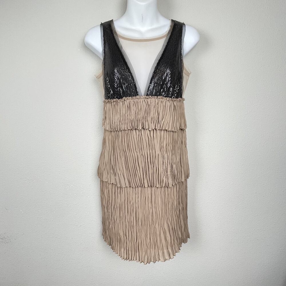 BCBGMAXAZRIA Averil Mesh Sequin Tiered Mini‎ Dress XXS Nude Black Tan